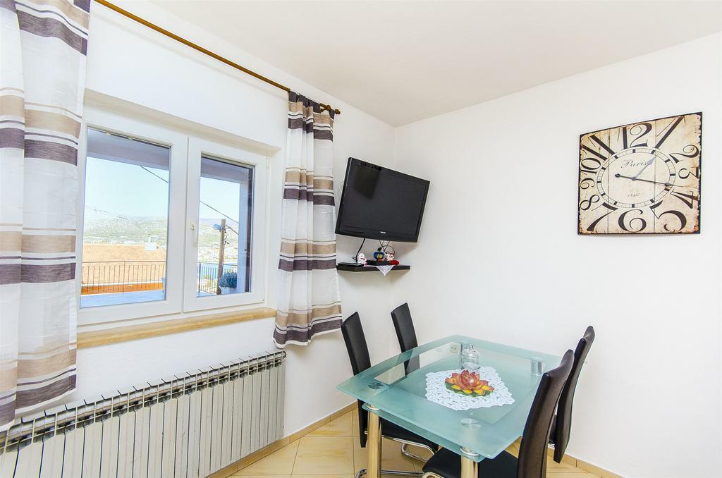 Apartment Marijana Trogir Exterior foto