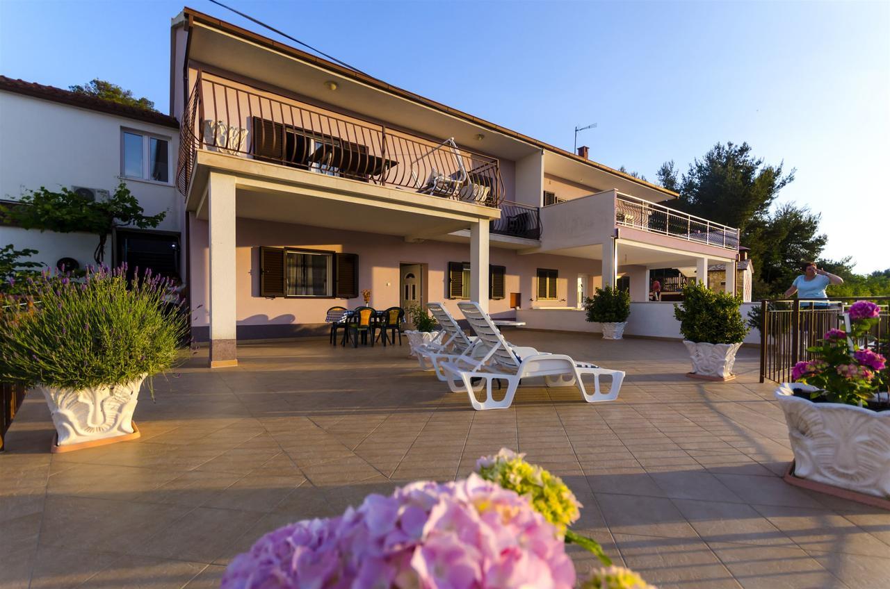 Apartment Marijana Trogir Exterior foto